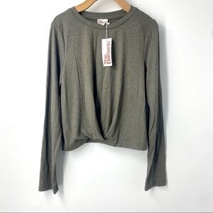 The Elements twist front ribbed long sleeved top NWT M